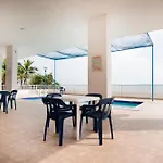 Caribbean Summer - Livin Colombia