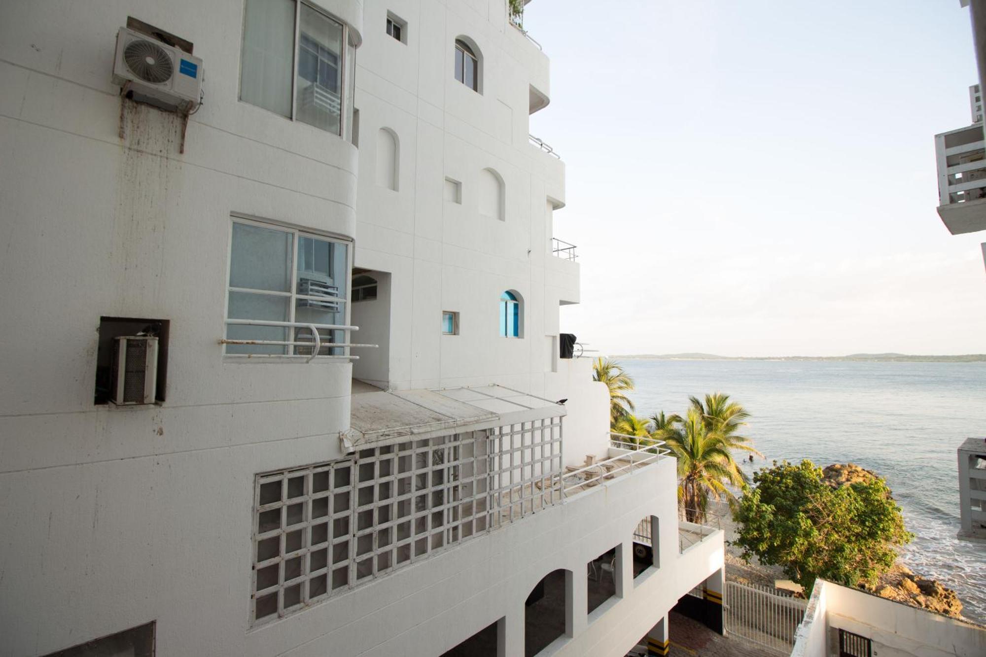 Caribbean Summer - Livin Colombia Cartagena